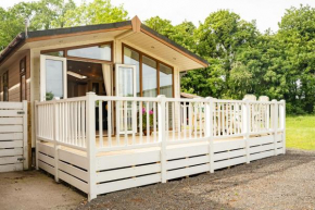 Pass the Keys The Lodge at Point House Farm - Sleeps up to 6